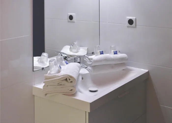 Ibis Budget Centre Отель
