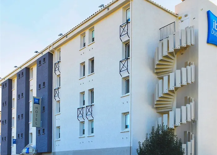 Ibis Budget Centre Йер