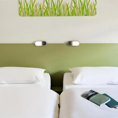 Отель Ibis Budget Centre