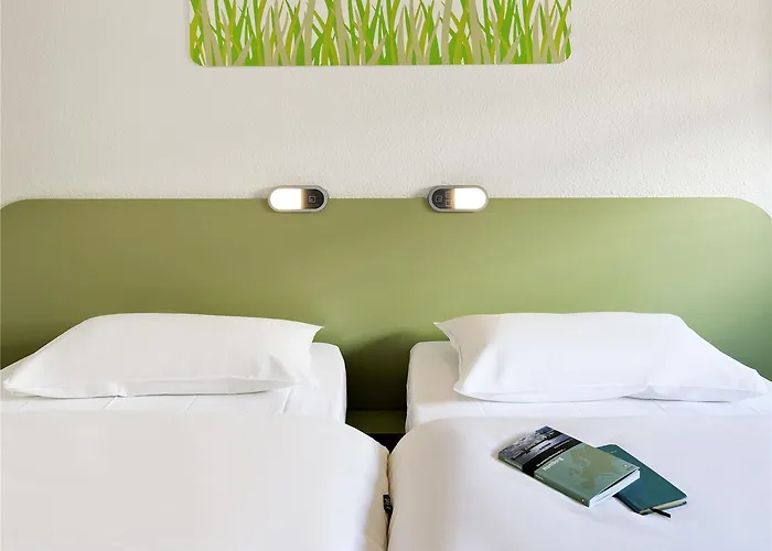 Ibis Budget Centre *